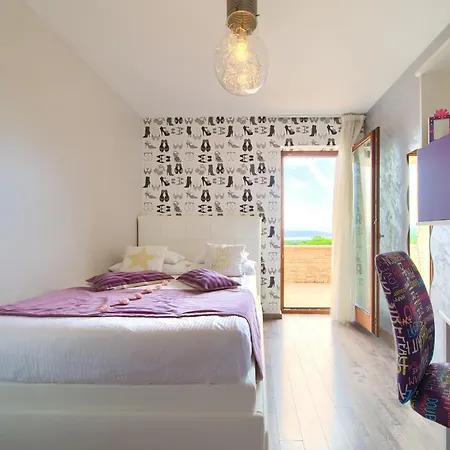 Vila Maya *